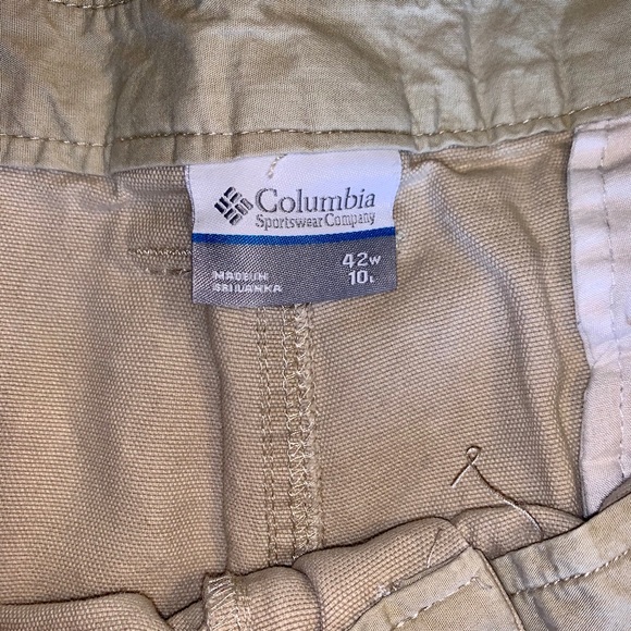 Columbia Roc Short Size 42 10 inch inseam - Picture 3 of 3